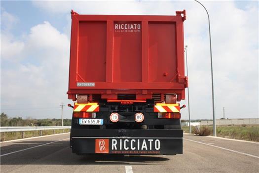 Scania R470 passo 1940+2760+1350 (4 Assi) (VENDUTO)