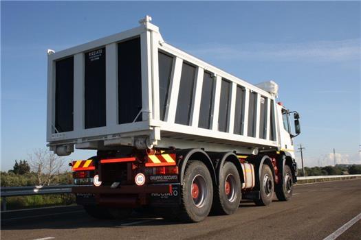 Iveco Trakker 410E42 (VENDUTO)