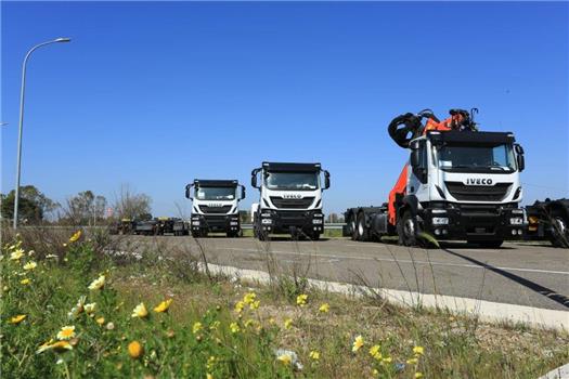 Iveco Stralis AD260S48Y/PS passo 4200 mm (VENDUTO)