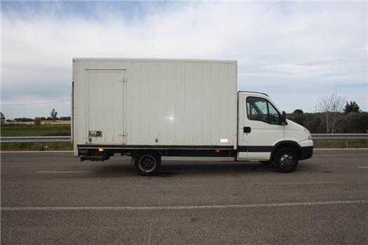 Iveco Daily 35C13 furgonato 