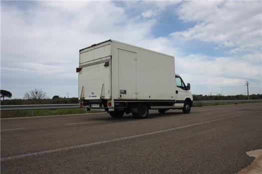 Iveco Daily 35C13 furgonato 