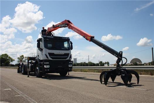 Camion allestito con gru e scarrabile Iveco Stralis AS 260S48 Y/PS (VENDUTO)