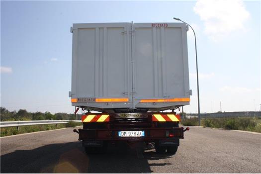 Iveco Eurocargo 75 passo 3105 mm con Ribaltabile trilaterale (VENDUTO)