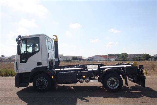 Iveco Eurocargo 120-220 con scarrabile Guimatrag T10 (VENDUTO)