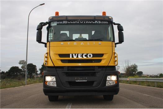 Iveco Stralis AD260S42Y/PS Euro 5 con gancio scarrabile (VENDUTO)