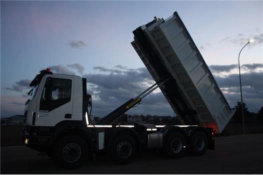 Impianto Scarrabile Guimatrag a Braccio Telescopico e Articolato in ADR con Potenza 32 ton (VENDUTO)